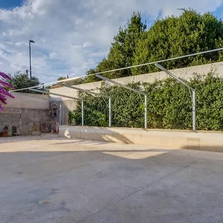 公寓 Josipa 木洛希尼